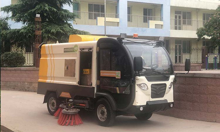 人行道輔道純電動洗掃車，環衛電動洗掃車介紹