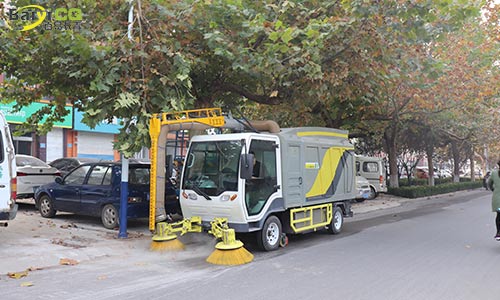 樹(shù)葉收集車落葉季使用更便捷
