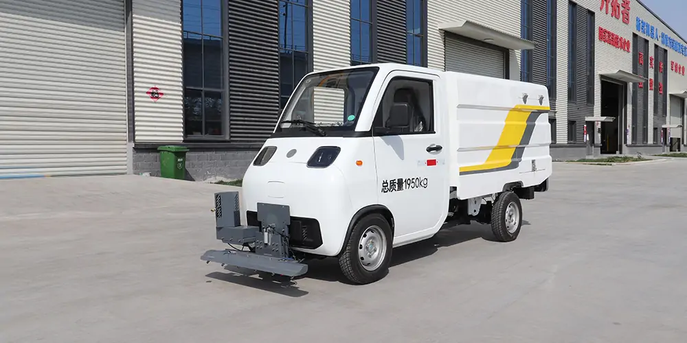 新能源路面養護車，高壓清洗車，高壓沖洗車，路面養護車